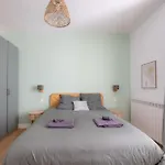 Maison Spacieuse Avec Terrasse Dans Le Centre De