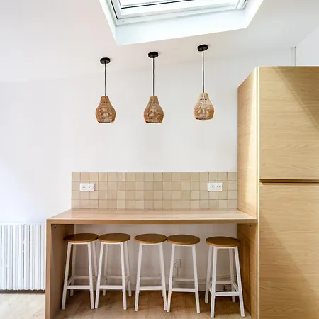 Maison Spacieuse Avec Terrasse Dans Le Centre De *